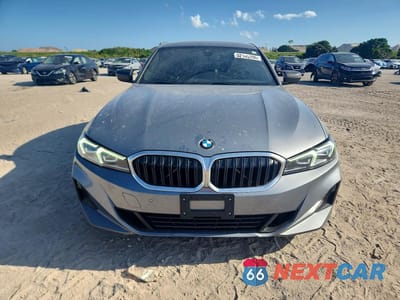 Piąte zdjęcie samochodu w środku: 2024 BMW 330I VIN:3MW69FF02R8E77197 - miniatura