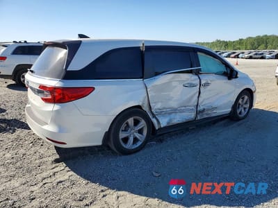 Trzecie zdjęcie samochodu z tyłu: 2020 HONDA ODYSSEY EXL VIN:5FNRL6H72LB017987 - miniatura