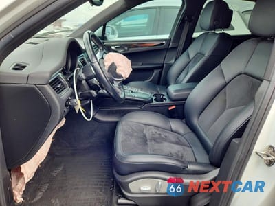 Zdjęcie 7 z 13 samochodu: 2017 PORSCHE MACAN VIN:WP1AA2A53HLB01792 - miniatura