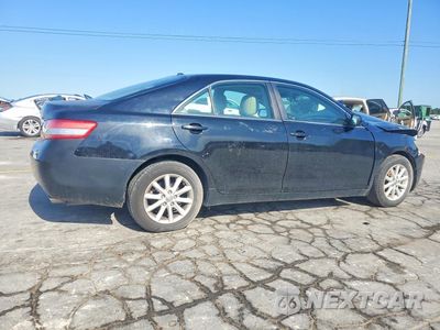 Trzecie zdjęcie samochodu z tyłu: 2010 TOYOTA CAMRY XLE VIN:4T1BF3EK7AU532659 - miniatura