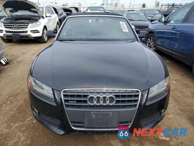 Piąte zdjęcie samochodu w środku: 2011 AUDI A5 PREMIUM PLUS VIN:WAULFAFH1BN008318 - miniatura