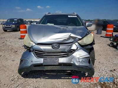 Piąte zdjęcie samochodu w środku: 2012 HYUNDAI TUCSON GLS VIN:KM8JU3AC4CU537112 - miniatura