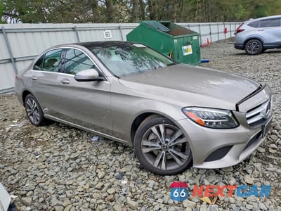 Czwarte zdjęcie samochodu z boku: 2021 MERCEDES-BENZ C 300 4MATIC VIN:W1KWF8EB2MR643751 - miniatura