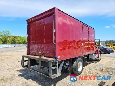 Czwarte zdjęcie samochodu z boku: 2014 INTERNATIONAL 4300 BOX TRUCK VIN:3HAMMAAN3EL766624 - miniatura