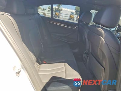 Zdjęcie 10 z 12 samochodu: 2019 BMW 530 I VIN:WBAJA5C55KBX86243 - miniatura