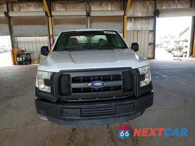 Piąte zdjęcie samochodu w środku: 2016 FORD F150 SUPER CAB VIN:1FTEX1C85GFB27004 - miniatura