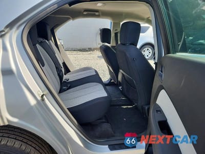 Zdjęcie 11 z 14 samochodu: 2010 CHEVROLET EQUINOX LS VIN:2CNFLCEW1A6205900 - miniatura