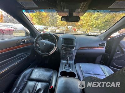 Zdjęcie 9 z 10 samochodu: 2014 LINCOLN MKT VIN:2LMHJ5NK0FBL03293 - miniatura
