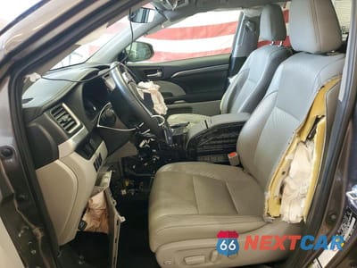 Zdjęcie 7 z 13 samochodu: 2019 TOYOTA HIGHLANDER LIMITED VIN:5TDDZRFH0KS727714 - miniatura