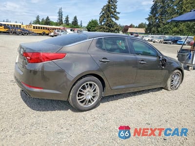 Trzecie zdjęcie samochodu z tyłu: 2013 KIA OPTIMA LX VIN:5XXGM4A77DG192768 - miniatura