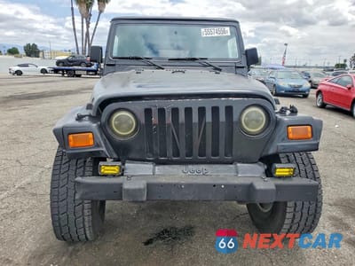 Piąte zdjęcie samochodu w środku: 2002 JEEP WRANGLER / TJ SPORT VIN:1J4FA49S62P719289 - miniatura