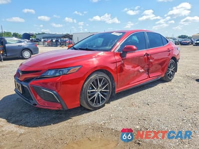 2023 TOYOTA CAMRY 4T1G11AK6PU174896 - główne zdjęcie licytacji z USA - miniatura