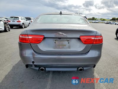 Zdjęcie 6 z 12 samochodu: 2017 JAGUAR XE PRESTIGE VIN:SAJAE4BGXHA963759 - miniatura