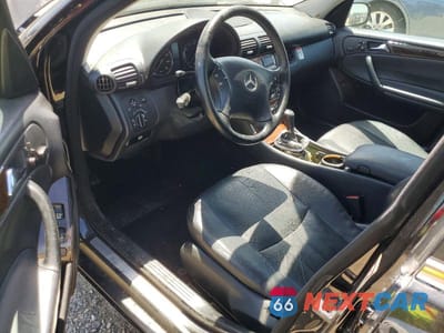 Zdjęcie 8 z 12 samochodu: 2006 MERCEDES-BENZ C 350 4MATIC VIN:WDBRF87H56F747307 - miniatura