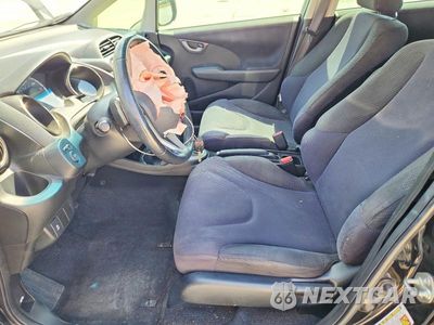 Zdjęcie 7 z 13 samochodu: 2013 HONDA FIT SPORT VIN:JHMGE8H54DC060638 - miniatura