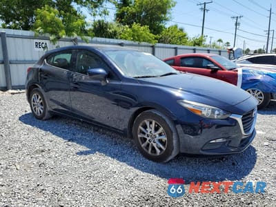 Czwarte zdjęcie samochodu z boku: 2018 MAZDA 3 SPORT VIN:3MZBN1K77JM221486 - miniatura