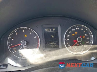 Zdjęcie 9 z 12 samochodu: 2010 VOLKSWAGEN JETTA SE VIN:3VWRZ7AJ0AM123953 - miniatura