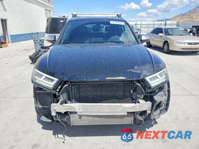 Piąte zdjęcie samochodu w środku: 2018 AUDI SQ5 PREMIUM PLUS VIN:WA1A4AFY2J2078453 - miniatura