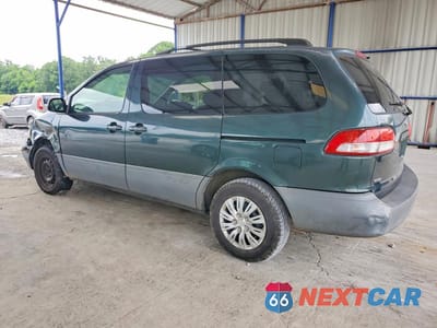 Drugie zdjęcie samochodu z przodu: 2003 TOYOTA SIENNA CE VIN:4T3ZF19C53U533180 - miniatura