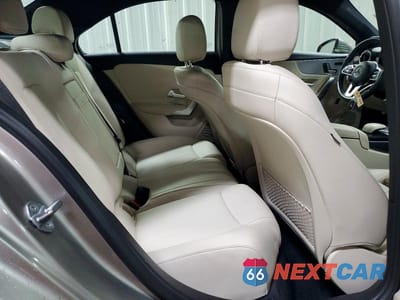 Zdjęcie 10 z 12 samochodu: 2019 MERCEDES-BENZ A 220 4MATIC VIN:WDD3G4FB5KW018945 - miniatura