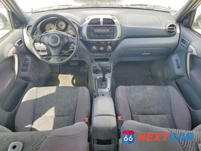 Zdjęcie 8 z 13 samochodu: 2002 TOYOTA RAV4 BASE VIN:JTEHH20V226031779 - miniatura