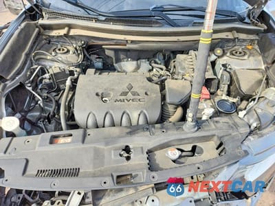 Zdjęcie 12 z 14 samochodu: 2020 MITSUBISHI OUTLANDER SE VIN:JA4AD3A37LZ022655 - miniatura