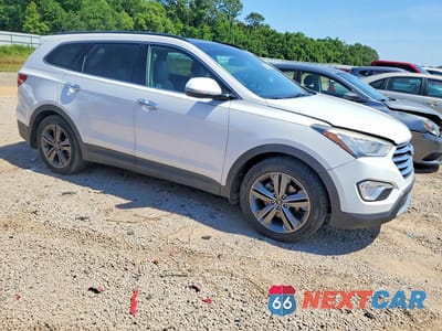 Czwarte zdjęcie samochodu z boku: 2016 HYUNDAI SANTA FE SE VIN:KM8SR4HF2GU142055 - miniatura