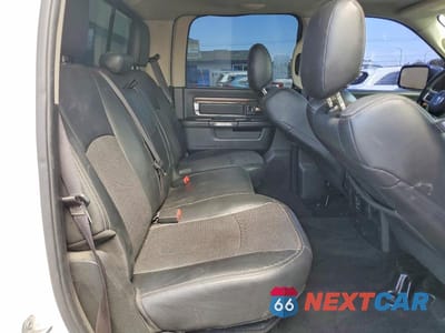 Zdjęcie 10 z 12 samochodu: 2015 RAM 1500 LARAMIE VIN:1C6RR6NM4FS590056 - miniatura