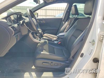 Zdjęcie 7 z 12 samochodu: 2017 HONDA ACCORD SPORT VIN:1HGCR2F53HA039786 - miniatura