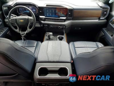 Zdjęcie 8 z 13 samochodu: 2023 CHEVROLET SILVERADO K1500 HIGH COUNTRY VIN:1GCUDJED0PZ243076 - miniatura