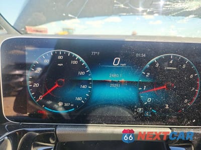 Zdjęcie 9 z 13 samochodu: 2021 MERCEDES-BENZ GLA 250 4MATIC VIN:W1N4N4HB2MJ292551 - miniatura