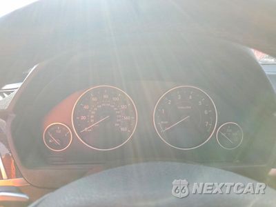 Zdjęcie 9 z 12 samochodu: 2016 BMW 328 I SULEV VIN:WBA8E9G54GNT42958 - miniatura