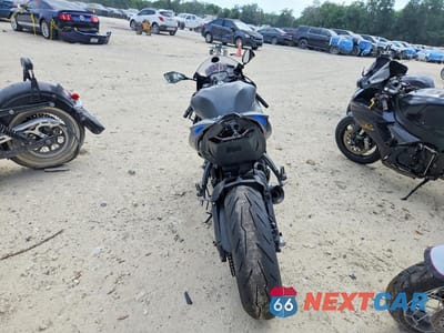 Czwarte zdjęcie samochodu z boku: 2026 KAWASAKI ZX636 K VIN:JKBZXJJ1XTA042762 - miniatura