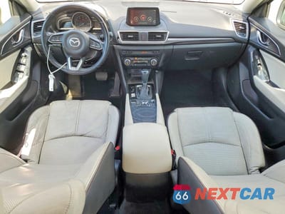 Zdjęcie 8 z 12 samochodu: 2018 MAZDA 3 GRAND TOURING VIN:3MZBN1W36JM158761 - miniatura