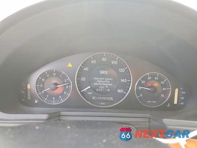 Zdjęcie 9 z 12 samochodu: 2008 MERCEDES-BENZ E 350 VIN:WDBUF56X28B358541 - miniatura