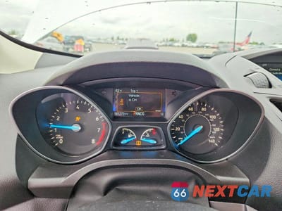 Zdjęcie 9 z 12 samochodu: 2019 FORD ESCAPE S VIN:1FMCU0F73KUB30853 - miniatura