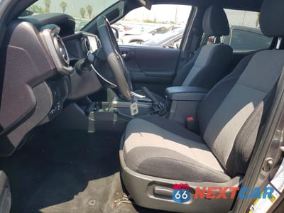 Zdjęcie 7 z 12 samochodu: 2023 TOYOTA TACOMA TRD OFF-ROAD VIN:3TMCZ5AN5PM565992 - miniatura