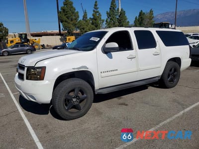 2007 CHEVROLET SUBURBAN C1500 1GNFC16007J175522 - główne zdjęcie licytacji z USA - miniatura