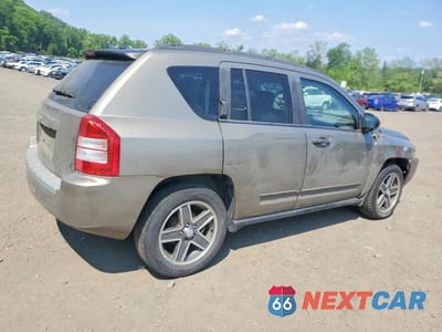 Trzecie zdjęcie samochodu z tyłu: 2008 JEEP COMPASS SPORT VIN:1J8FT47W08D661298 - miniatura