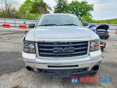 Piąte zdjęcie samochodu w środku: 2011 GMC SIERRA K1500 SLE VIN:1GTR2VE37BZ153068 - miniatura