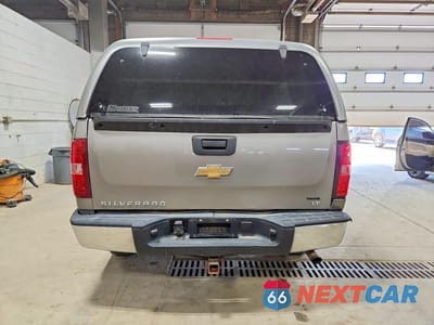 Zdjęcie 6 z 12 samochodu: 2007 CHEVROLET SILVERADO K1500 VIN:2GCFK19Y571688787 - miniatura