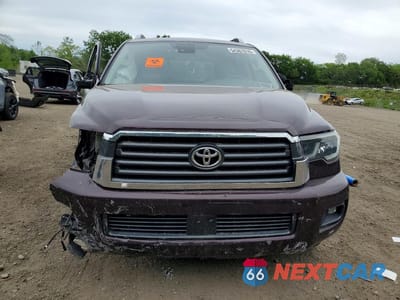 Piąte zdjęcie samochodu w środku: 2019 TOYOTA SEQUOIA SR5 VIN:5TDBY5G17KS173012 - miniatura