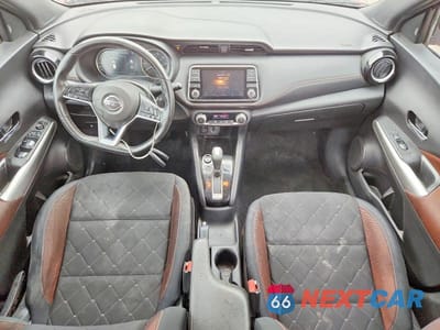 Zdjęcie 8 z 13 samochodu: 2019 NISSAN KICKS SR VIN:3N1CP5CU4KL569799 - miniatura