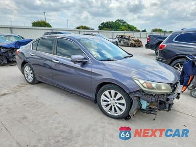 Czwarte zdjęcie samochodu z boku: 2015 HONDA ACCORD EX VIN:1HGCR2F7XFA051545 - miniatura