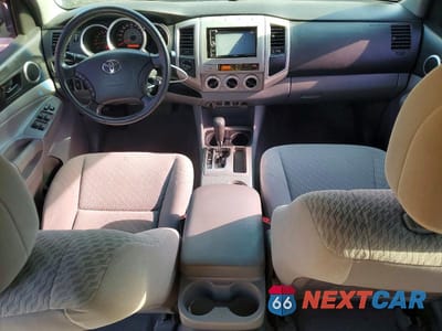 Zdjęcie 8 z 12 samochodu: 2010 TOYOTA TACOMA DOUBLE CAB VIN:3TMLU4EN0AM045984 - miniatura