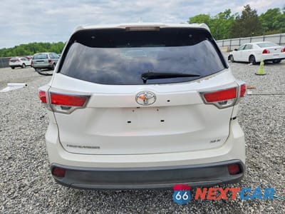 Zdjęcie 6 z 13 samochodu: 2015 TOYOTA HIGHLANDER XLE VIN:5TDKKRFH4FS112942 - miniatura