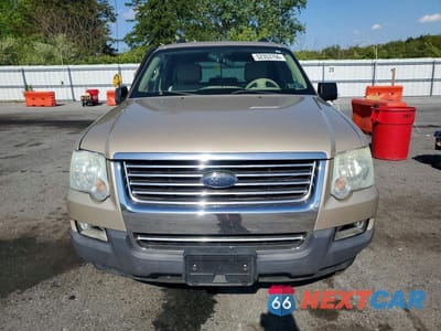 Piąte zdjęcie samochodu w środku: 2006 FORD EXPLORER XLT VIN:1FMEU73E26UB15254 - miniatura