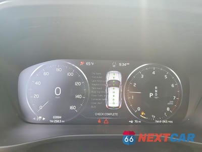 Zdjęcie 9 z 12 samochodu: 2021 VOLVO XC40 T5 MOMENTUM VIN:YV4162UK6M2561949 - miniatura