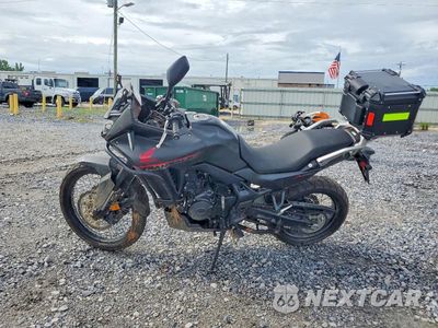 Trzecie zdjęcie samochodu z tyłu: 2024 HONDA XL750 VIN:JH2RD161XRK102108 - miniatura