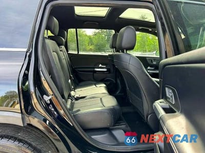 Zdjęcie 8 z 10 samochodu: 2020 MERCEDES-BENZ GLB 250 VIN:W1N4M4GB3LW015123 - miniatura